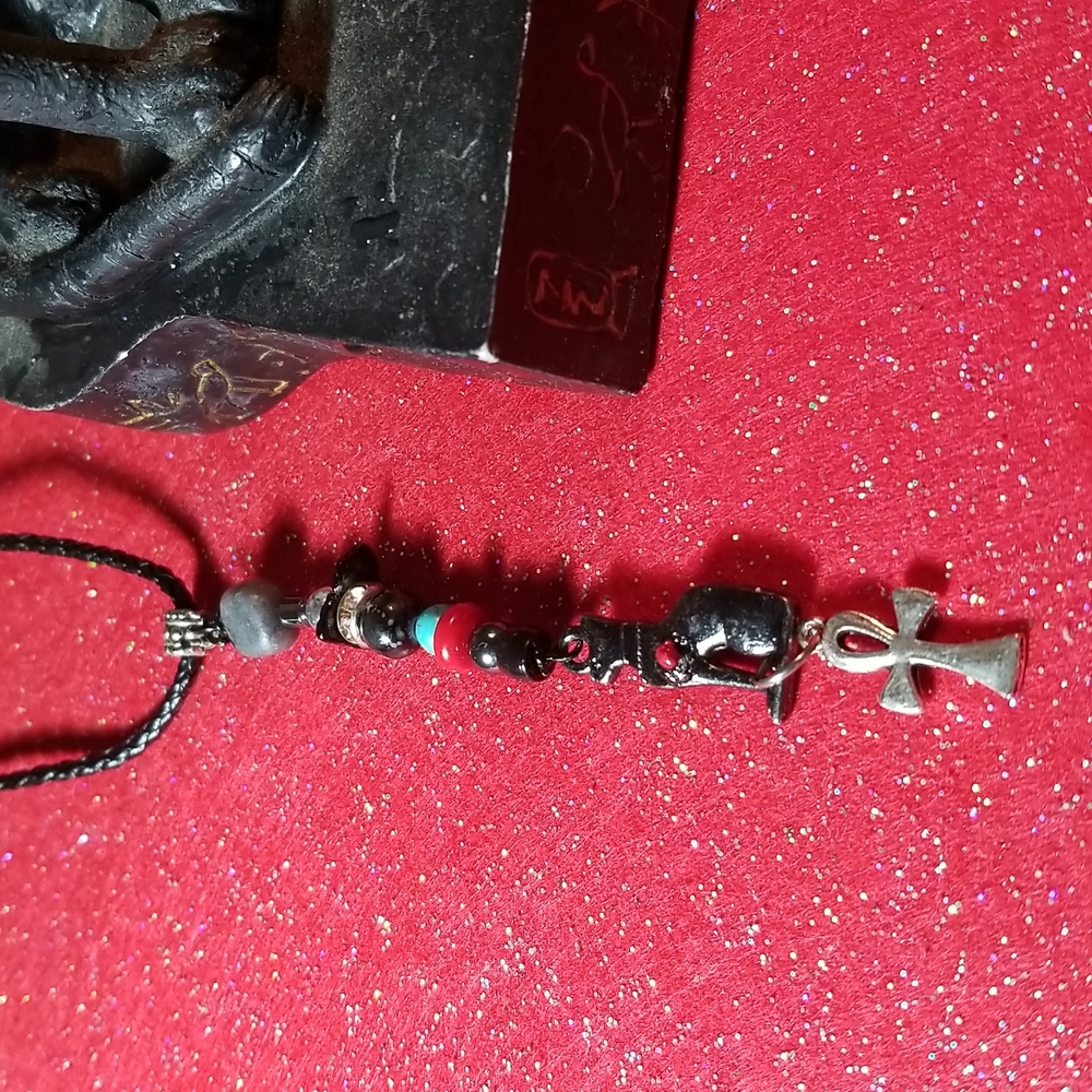 Women Egyptian Baset the Cat necklace - Picture 7 of 11